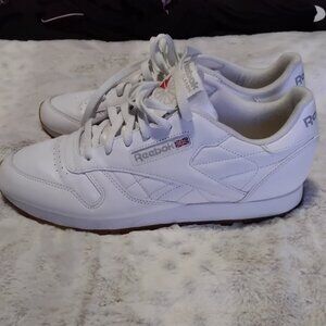 Reebok Classic Leather Sneakers | White | Men’s 10.5 / Women’s 12